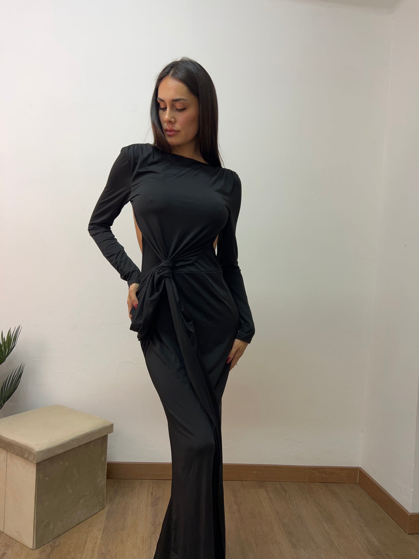 Abito lungo cut out